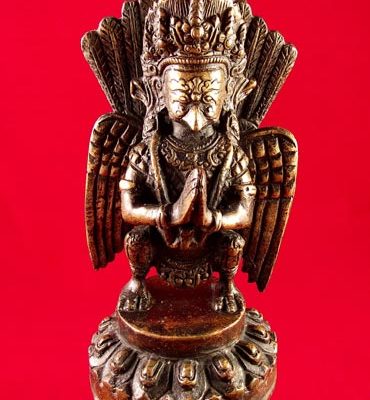 statuette de garuda en bronze tibétain