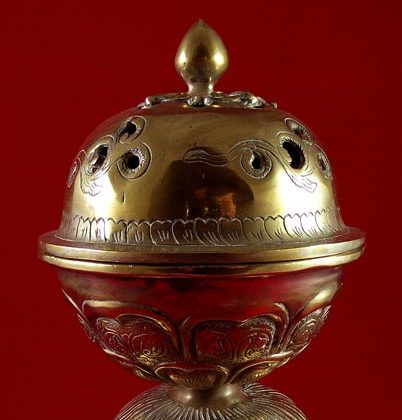 encensoir en forme de lotus tibétain laiton