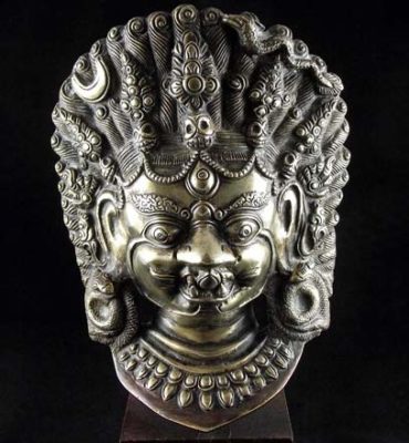masque de mahakala protecteur du dharma