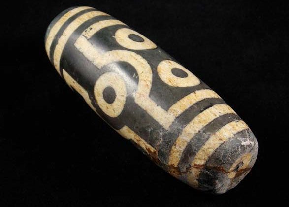 grande perle dzi tibétaine de monastère