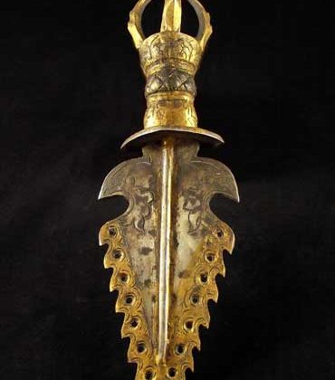 dague tibétaine phurba flamboyant