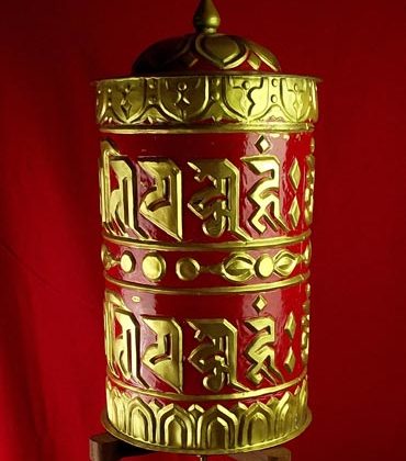 grand moulin tibétain à prière mani korlo