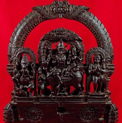 bois de char hindou avec shiva et parvati