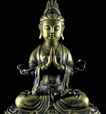 statue chinoise de guanyin assis en bronze