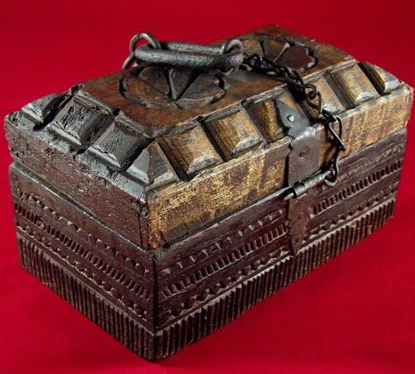 boite indienne suspendue