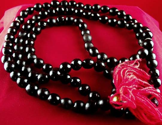 mala bouddhiste graines d'arbre à savon vénérable ajarn sakorn