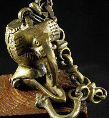 lampe à huile éléphant indien
