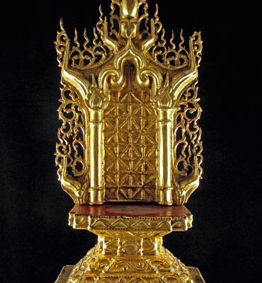 autel birman bouddha or et bois