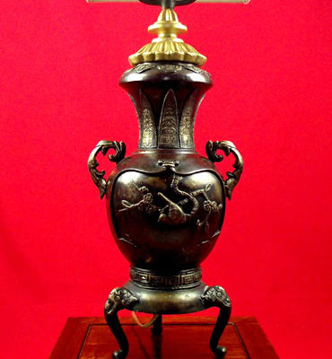 vase balustre japonais période meji monté en lampe