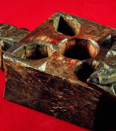 boite à tika pyramidale