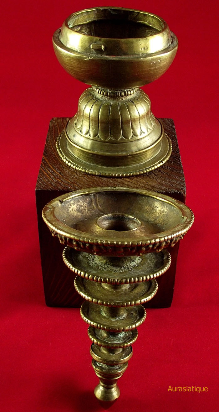 stupa coupe reliquaire en bronze
