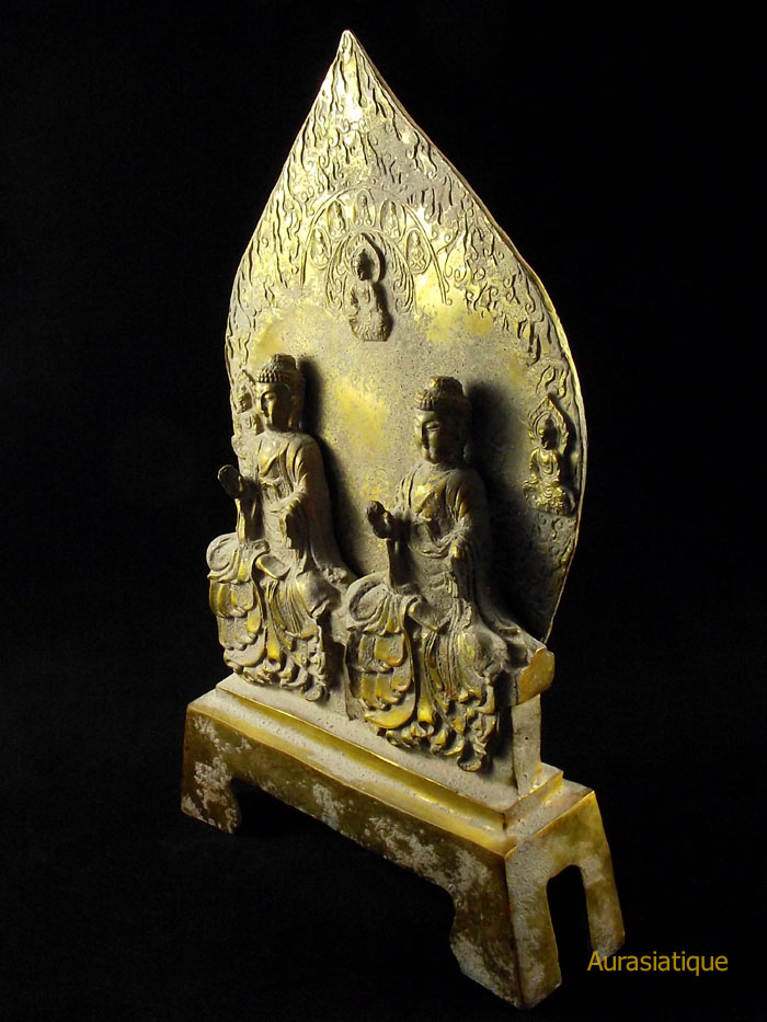 statue du bouddha shakyamuni et prabhutaratna