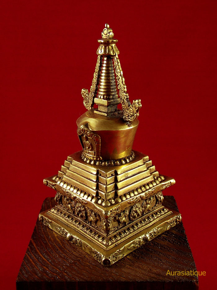 petit stupa tibétain en bronze