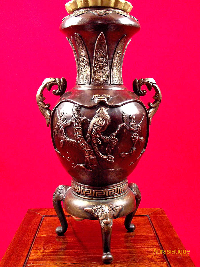 lampe vase japonais en bronze vue face