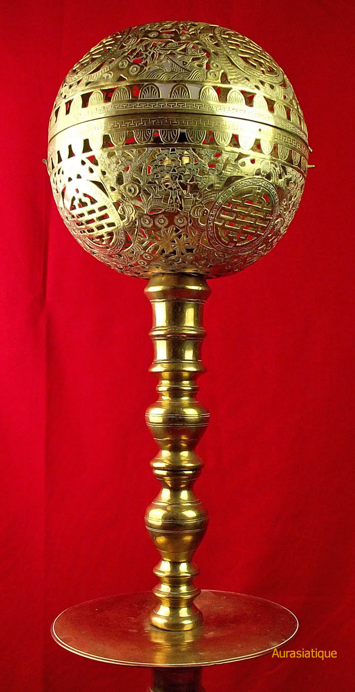 encensoir indochinois en laiton monté en lampe vue haute