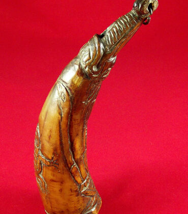 corne rituelle tibétaine thun rwa bouddhisme