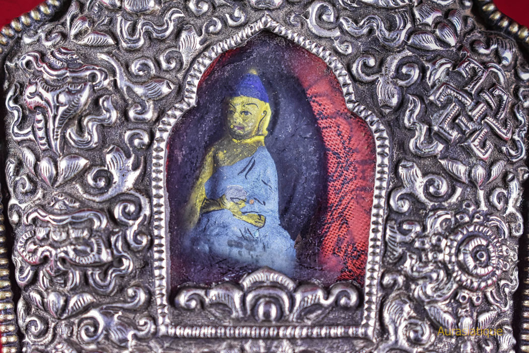 ghau autel portatif tibétain vue amulette