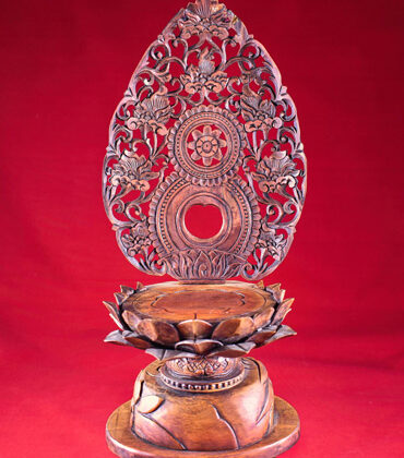 socle japonais pour statue bouddhiste mandorle