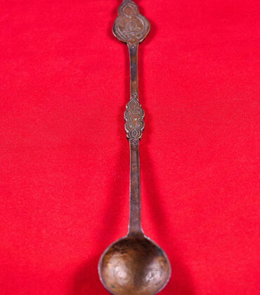 cuillère tibétaine pour amchi