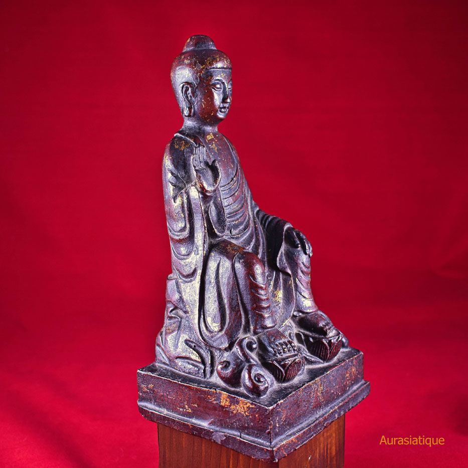 statue chinoise du bouddha du futur maitreya vue 1