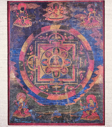 thangka tibétain du mandala d'amitayus avec neuf divinités